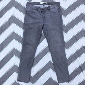Joe Fresh Gray Skinny Leg Jean
